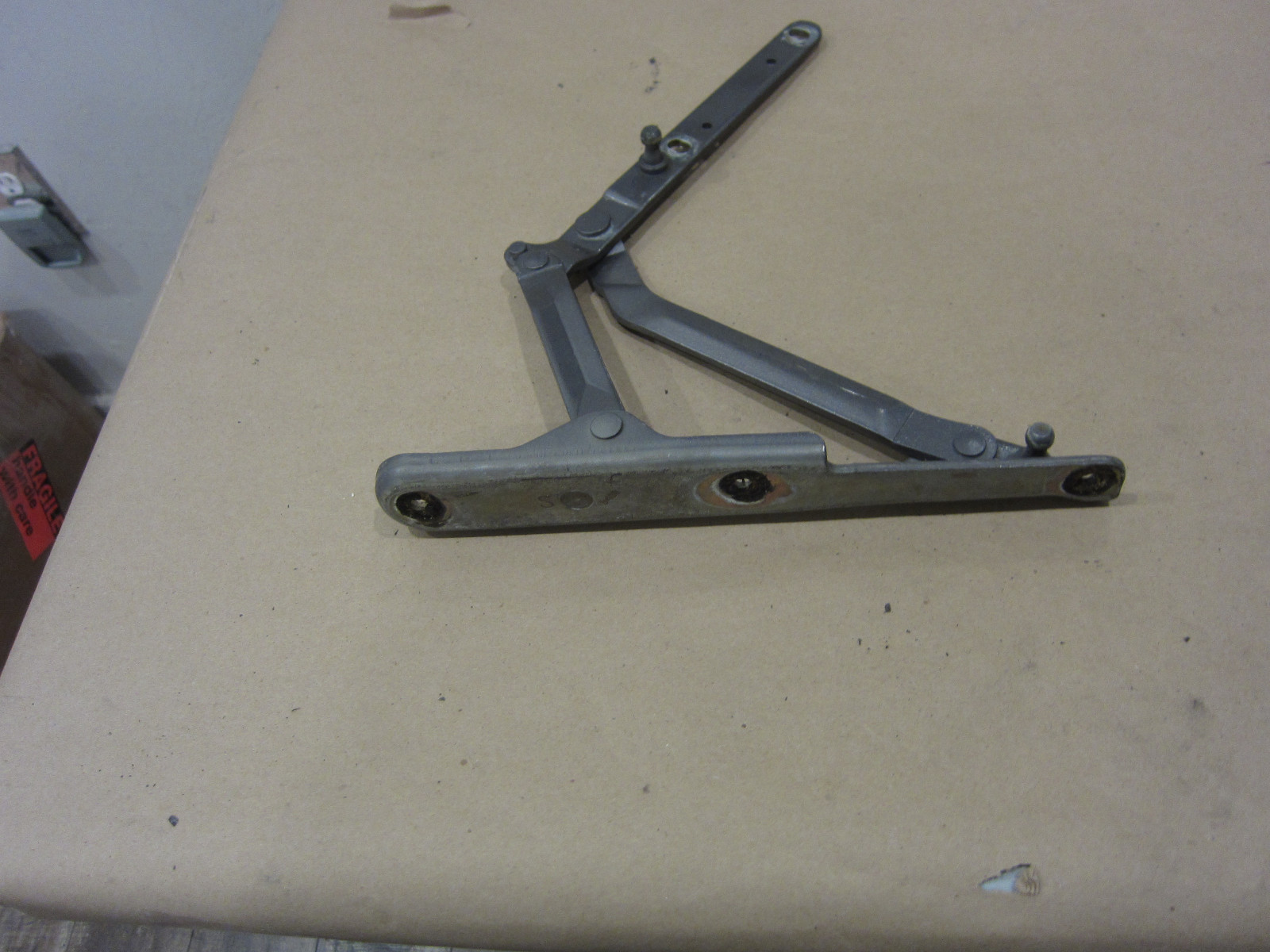 Maserati 4200,GranTurismo - LH Rear Trunk Lid Hinge - P/N 384700105