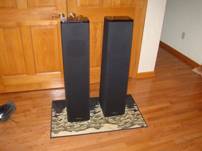 Vintage Pair of Mirage OM-12 Omnipolar Floor Standing Speakers