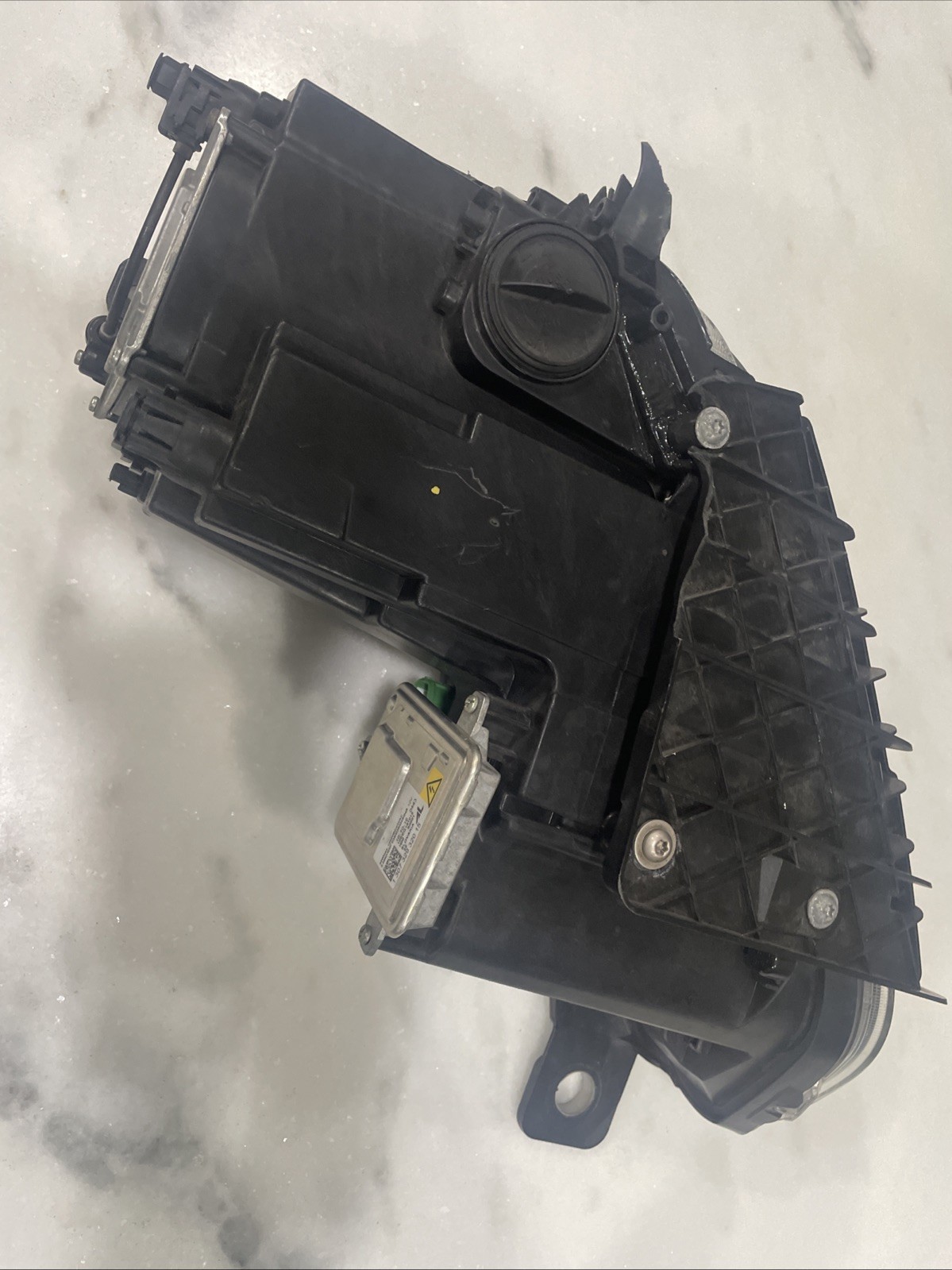 OEM 2014-2017 Maserati Ghibli SQ4 USED Front Right Bi-Xenon Headlight Assembly
