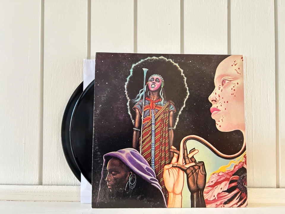 Miles Davis Bitches Brew 2 LP 1975 US repress VG+/VG+ - Image 2 of 2