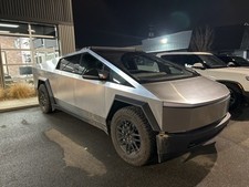2025 Tesla Cybertruck Base