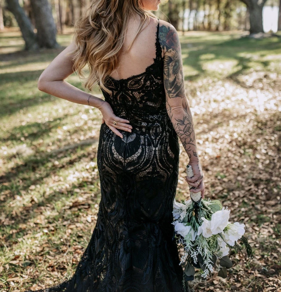 Black wedding dress - Image 2 of 4