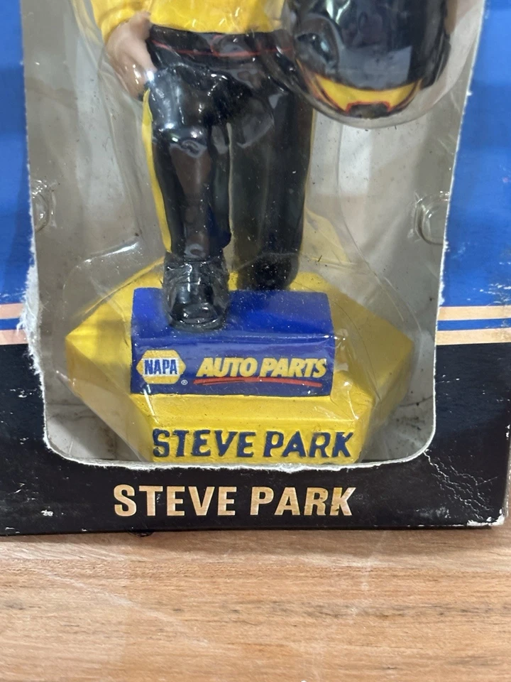Muñeca Bobblehead Steve Park Napa Racing 2003 Pennzoil Napa piezas de automóviles nueva en caja Foto 2 de 4
