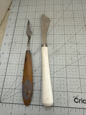 Lot Of 2 Palette Paint Knives NO BRAND