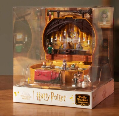 [新品・未使用] Polly Pocket ハリー・ポッター Polly Pocket Collector Harry Potter Compact Hogwarts NEW SHIPS