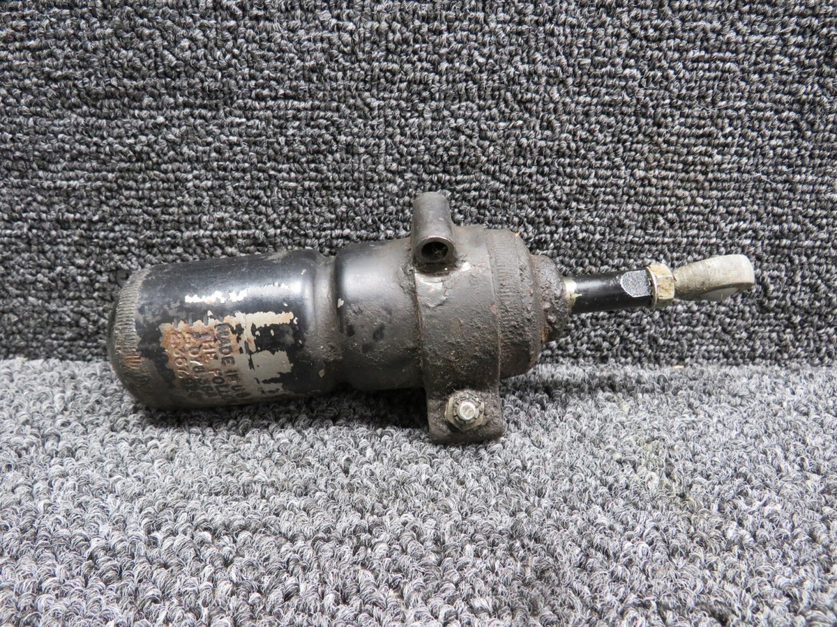 486599 Maeco Shimmy Dampener Assembly (Worn, Rusted Housing) | eBay