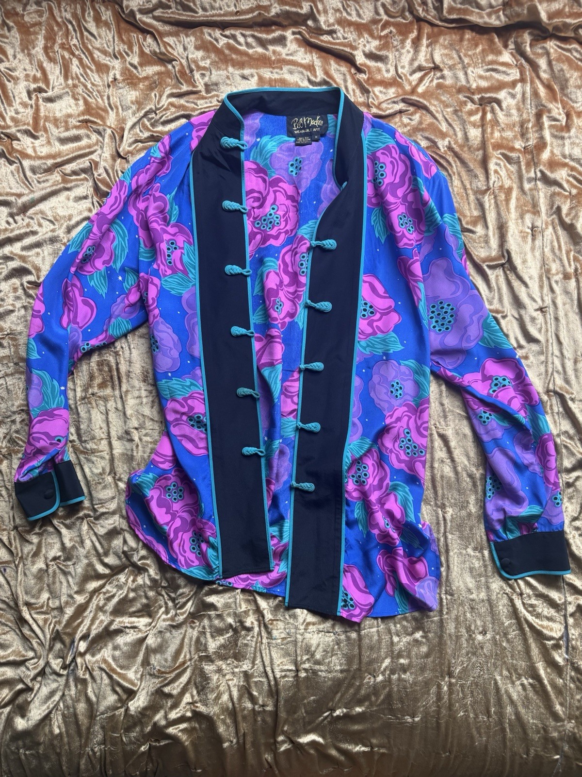 🌸 Vtg Bob Mackie Wearable Art 100% Silk Blouse w/ Frog Closures – M 🌟