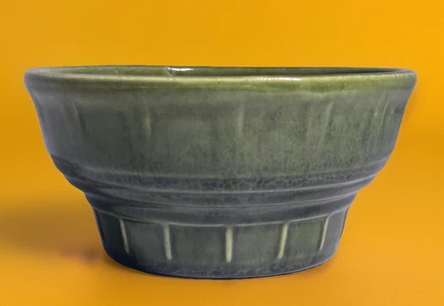 Vintage Unique Haeger Dark Green Ceramic Planter/Vase/Bowl 3” Tall MCM
