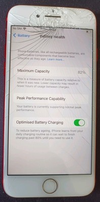 Apple iPhone 7 128GB (PRODUCT)RED ENTSPERRT 82% Akku gesprungenes Display verpackt
