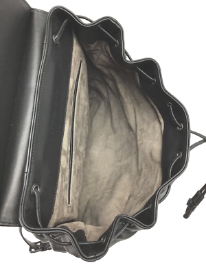 New Authentic Bottega Beneta Clamshell classic woven black  display picture 1