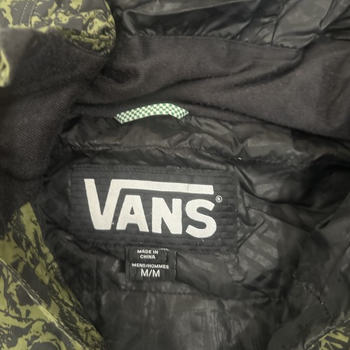 Vans Medium Winter Coat, Snowboard Jacket, Skull EUC Vans Off the Wall Rare - Picture 4 of 9