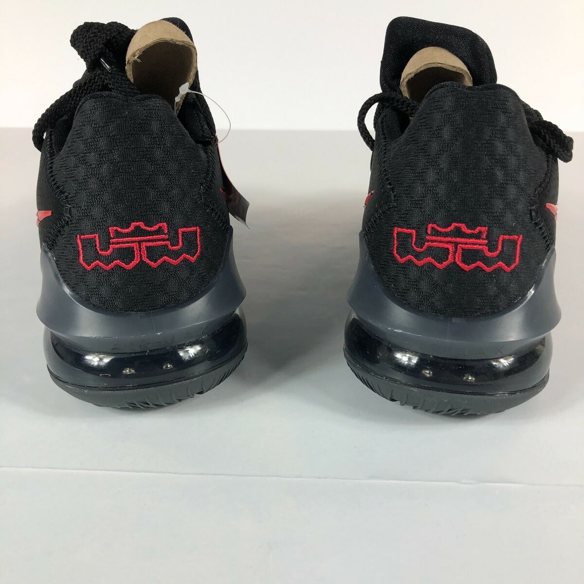 Nike Shoe Men's Size 8 Lebron 17 Low Top EP Black Red Grey Nike Shoe Men's Size 8 Lebron 17 Low Top EP Black Red Grey