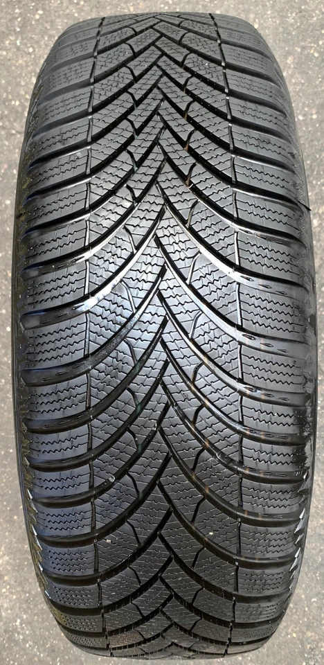 4 Toyota Winterräder 215/55 R17 98V Avensis KBA 50398 2998 - Bild 3 von 3