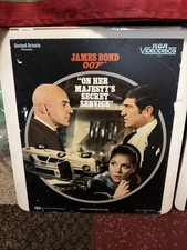 James Bond 007 RCA 5 CED Video Discs, Moonraker, Live  Let Die, Majesty  SS