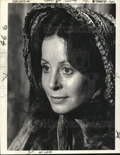 1976 Press Photo Actress Sarah Miles - pip13110