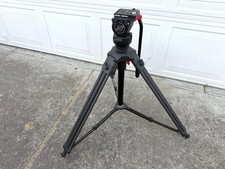 Sachtler Video 10 Fluid Head with Aluminum Sachtler Tripod V-10 for Video Camera