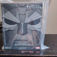Mezco Toyz One 12 Collective Marvel Doctor Doom 1 12 Action Figure