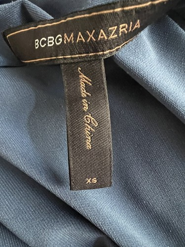 BCBGMAXAZRIA Deep V Back/Front 3/4 Length Sleeve Size XS Teal Blue Liquid Knit - Picture 9 of 10