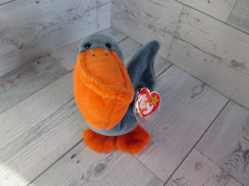 TY Beanie Baby 1996 "Scoop" The Pelican - Retired 1998 New/Unused/Stored Item