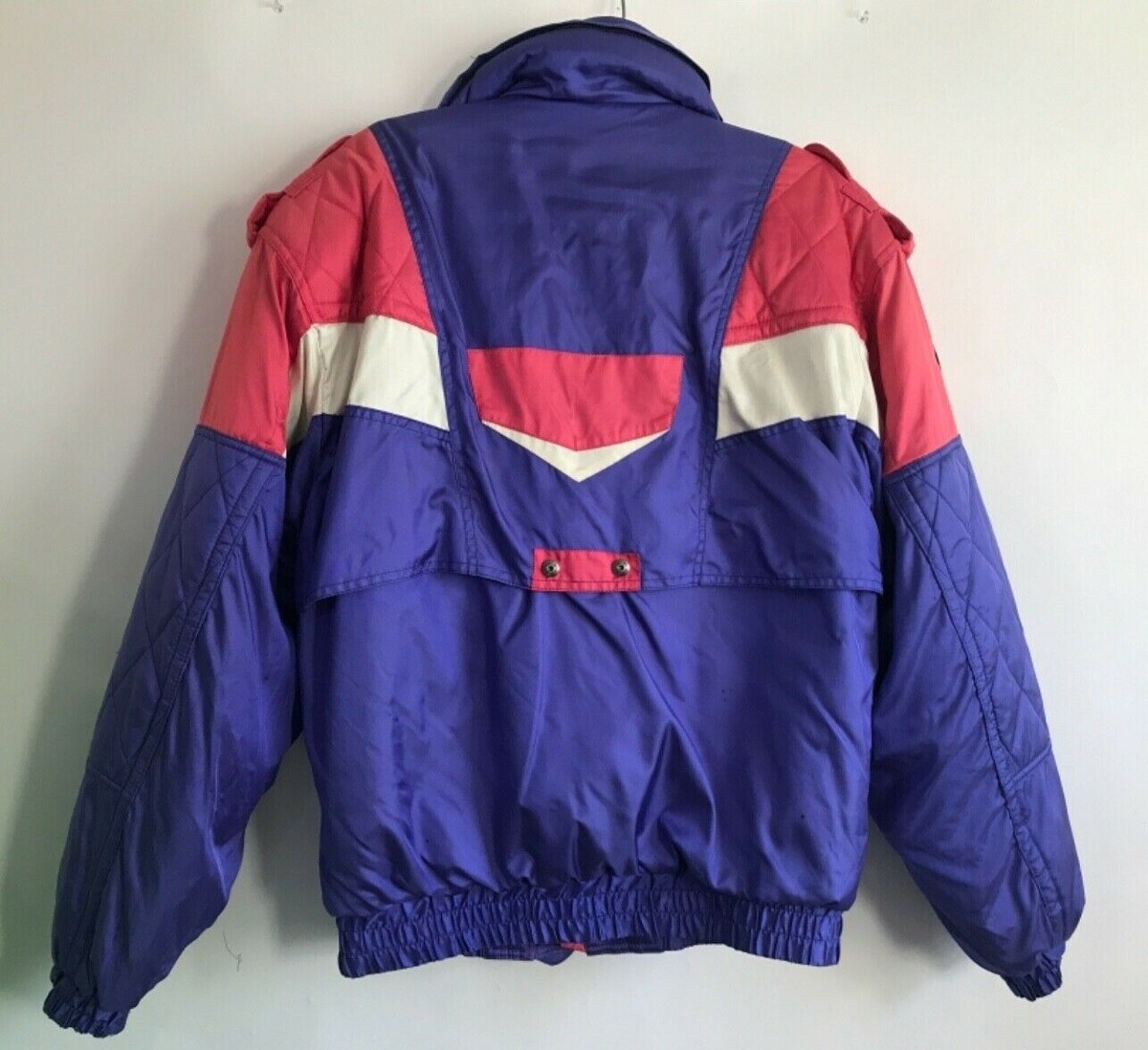 s-l1200.jpg s-l1200.jpg
