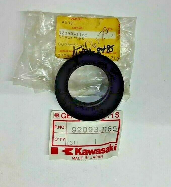 NOS KAWASAKI 1984-1985 KX80 FRONT FORK SEAL 92093-1165 FAST