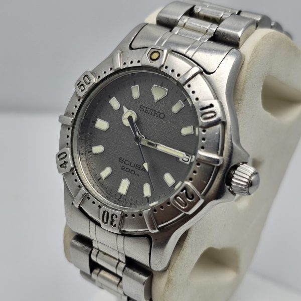 時計 Seiko wormen SEIKOセイコーダイバーウォッチ8F35-0019 Perpetual Calendar