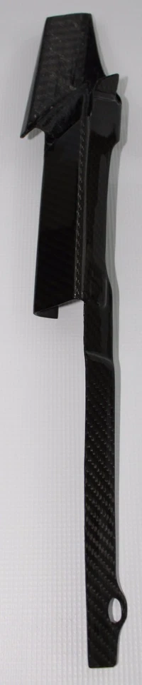 Protector de cadena Ducati Streetfighter/S/848 2009-2015 - 100 % fibra de carbono Foto 2 de 4