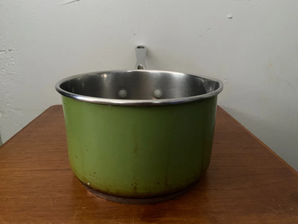 Utensilios de cocina Roy's Fusion de colección cacerola de acero inoxidable 18/10 verde Yamaguchi Foto 3 de 4