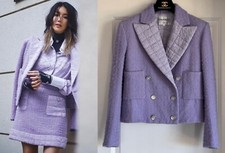 NEW CHANEL 21K LILAC WOOL TWEED CC BUTTONS RUNWAY JACKET 36