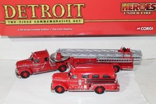 CORGI Heroes Under Fire Detroit Fire Dept. Seagrave Two-Piece Commemorative Set