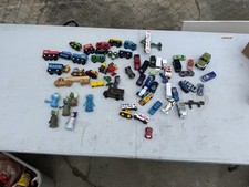 lot of 60 die cast toy cars and brio and figures rb9-2