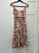 Lulus pink floral midi dress with tie back detail. Size: M