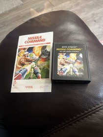 SPACE INVADERS WITH MANUAL CX2632 Atari 2600  MISSILE COMMAND WITH MANUAL