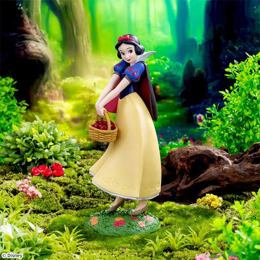 Figurine Blanche Neige SEGA Luminasta idée cadeau anniversaire adulte et enfant