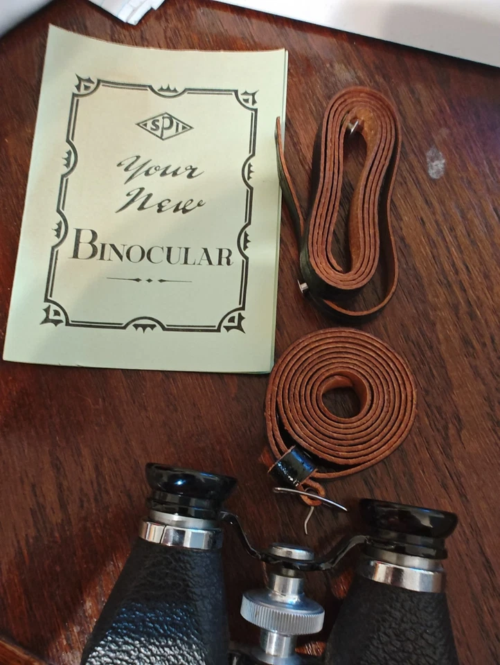 Vintage 3 X 10 OFUNA Theater Hikeing Binoculars  Japan - Image 4 of 4