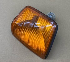 Mercedes W201 190 Blinker Blinkleuchte BOSCH Orange 1305232034 links TOP Mercedes W201 190 Blinker Blinkleuchte BOSCH Orange 1305232034 links TOP