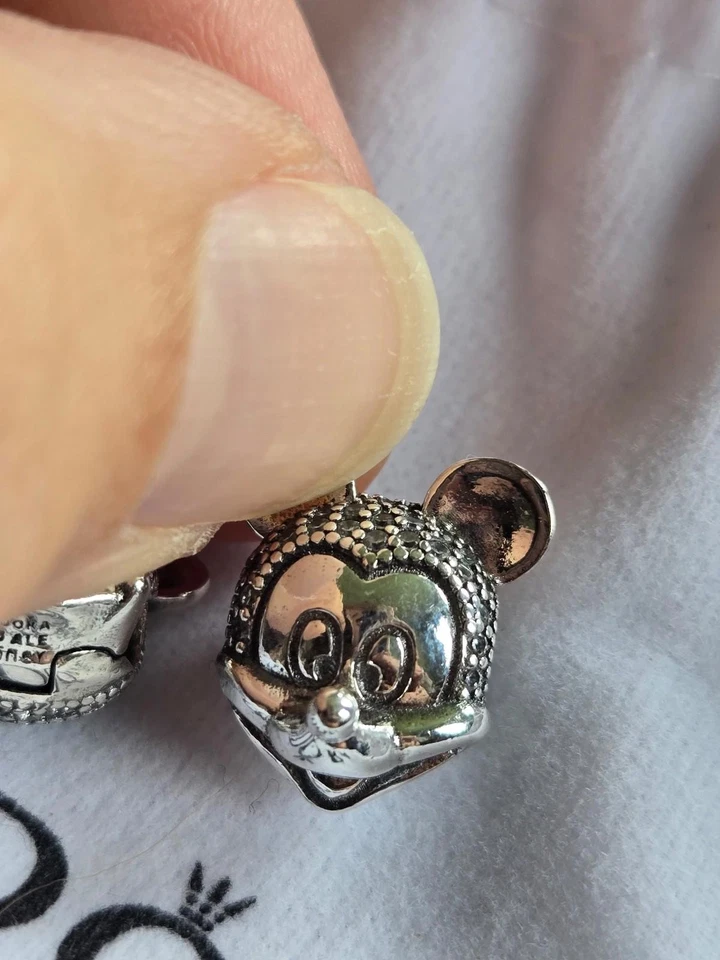 Clipes de berloques de prata Pandora Disney Minnie e Mickey Mouse - Imagem 3 de 4