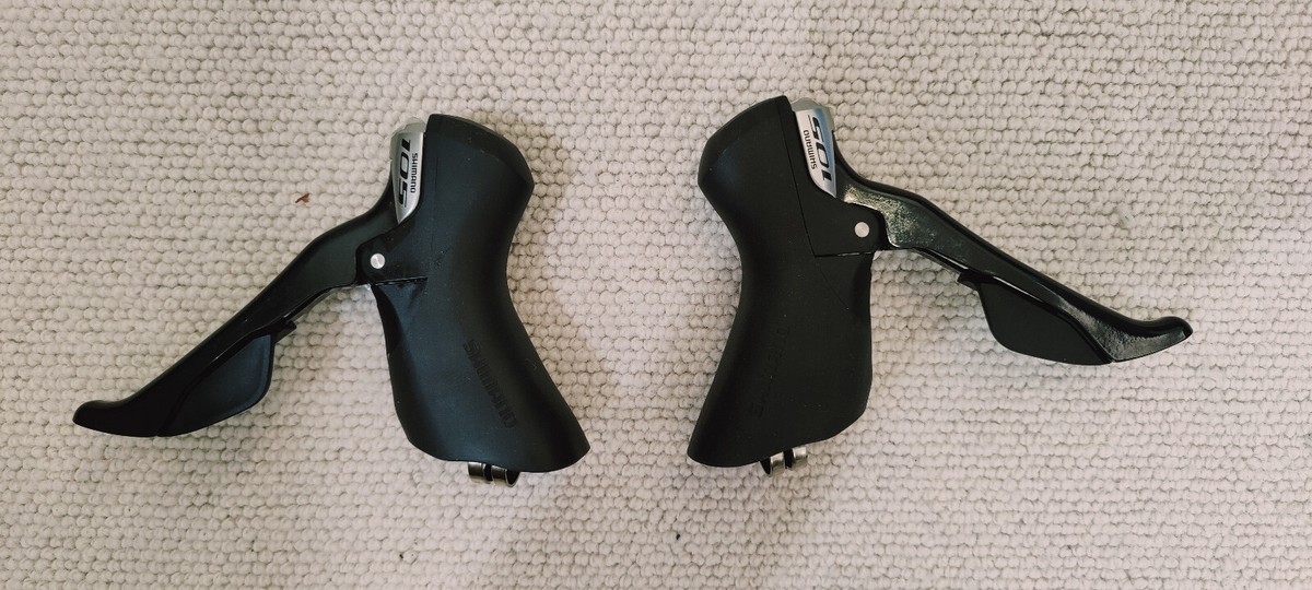 Shimano 105 St-5800 11spd STI Shifters Pair 11 Speed Brake
