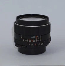 Asahi Pentax Super Takumar f3.5 28mm Camera Lens