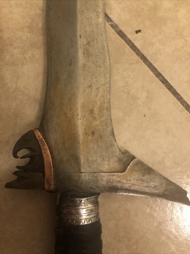 Philippine Moro Kris Kakatau Hilt w/Copper Asang & Unusual Guard - Picture 11 of 13