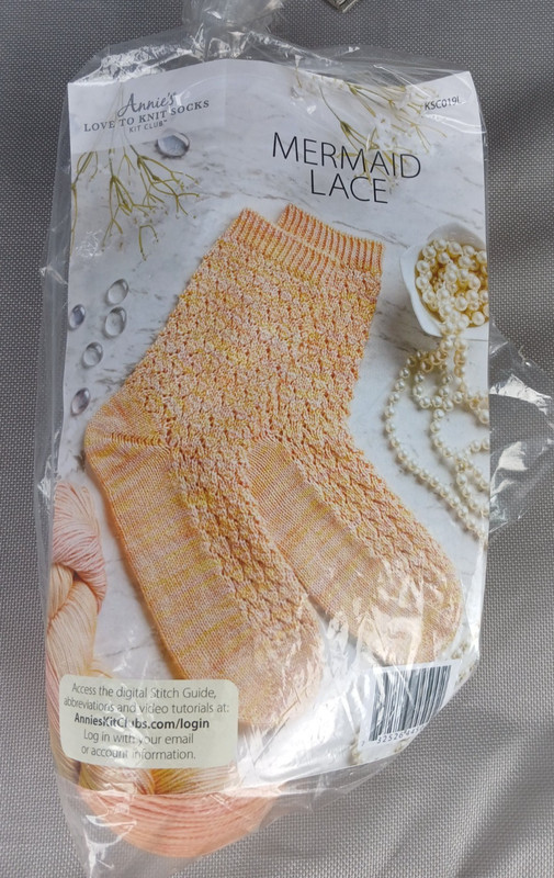 Annie's LOVE TO KNIT SOCKS Kit Club MERMAID LACE