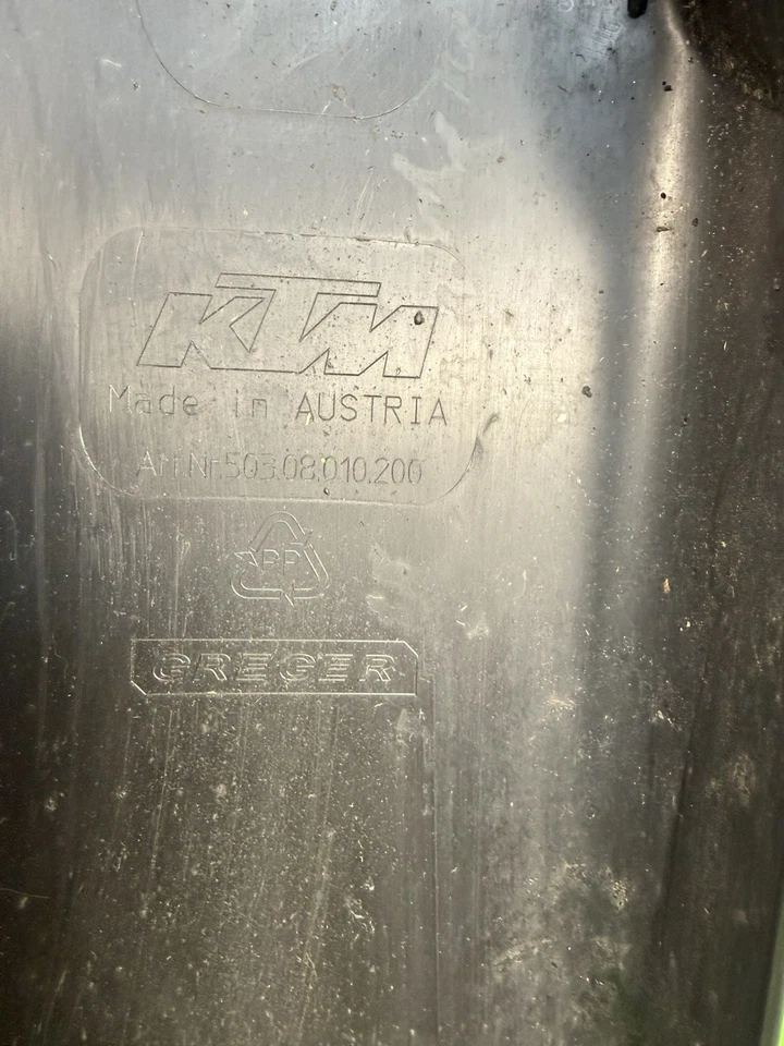 Guardabarros delantero KTM 525 SX 2003 503,08,010,200 negro KLR650 Foto 4 de 4