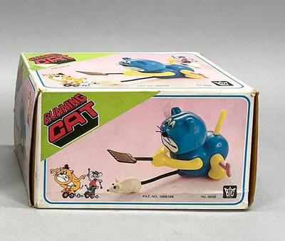 Vintage 1980's Wind-up Running Cat Chasing Mouse~Original Box