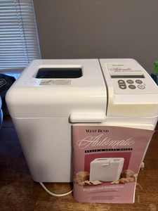 West Bend Automatic Bread & Dough Maker #40126