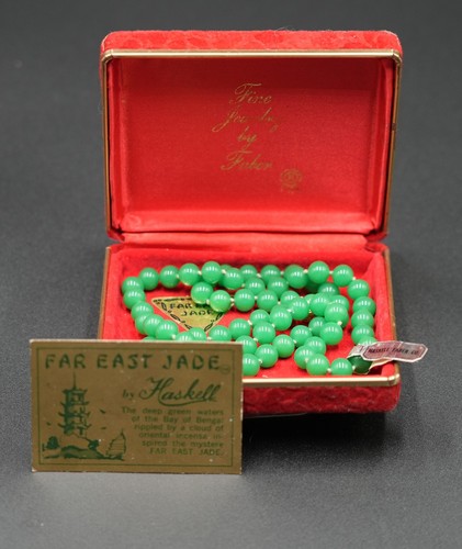 Vintage 1960s Far East Jade by Haskell Faber Beaded Necklace 24  14K Clasp