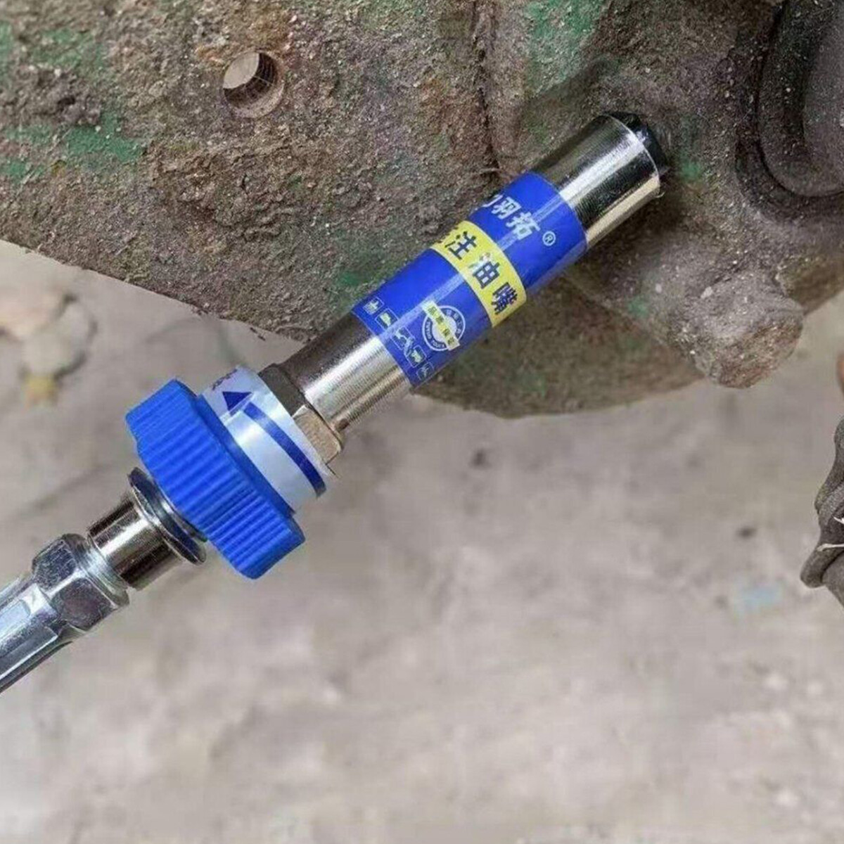 Grease Gun Coupler Quick Release Lock On Coupling End Garage Farm Tool