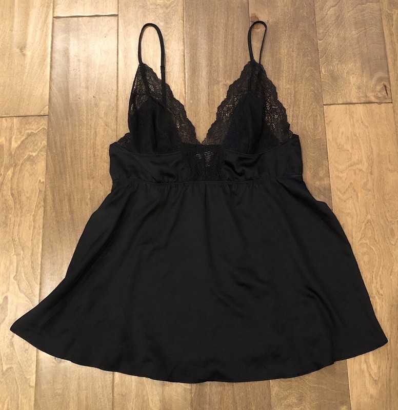 Victoria’s Secret Black Satin Lace Camisole Top Side Split M Medium 