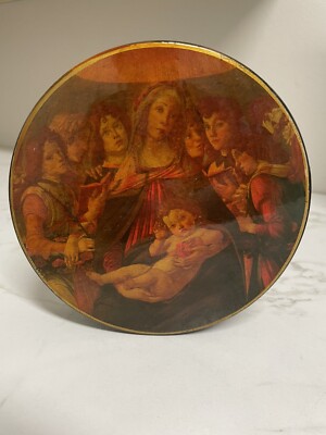 Madonna Mother Mary Round Lidded Lacquer Trinket Dresser Box