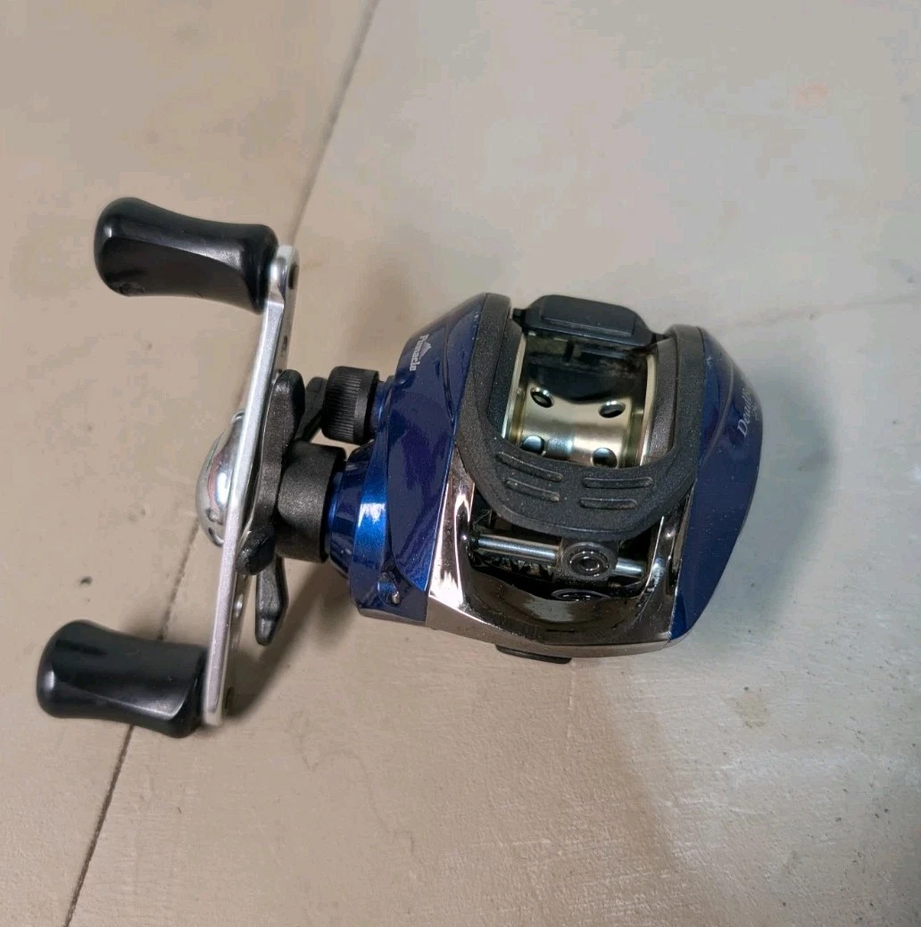 bass pro formula baitcast combo Bass Pro Shops Formula Baitcast Reel - Left