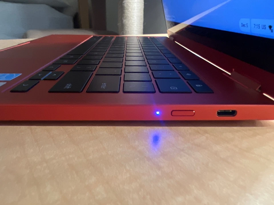 Portátil Samsung Galaxy Chromebook 2 Pantalla Táctil 360 Convertible Core i3-10110U Foto 4 de 4